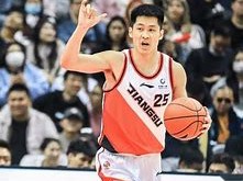 江南体育-浙江男篮全队上下齐心，力挽狂澜
