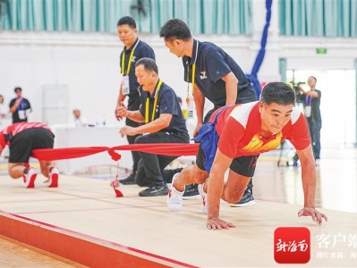 江南体育-比赛中球员受伤，双方展开激烈角逐