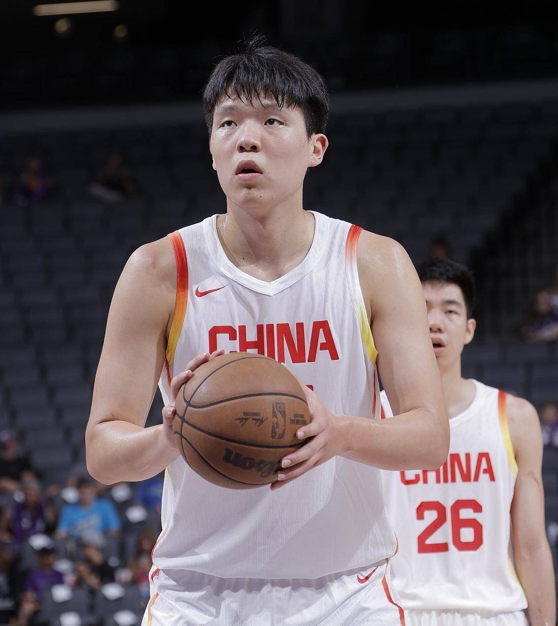 莆田男篮追赶前进保持冲劲，尽力拼搏