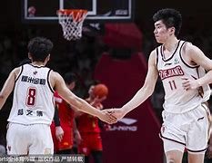 浙江男篮全队上下齐心，力挽狂澜
