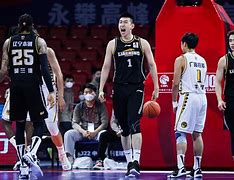 蒙太奇一役男篮联赛的巅峰对决